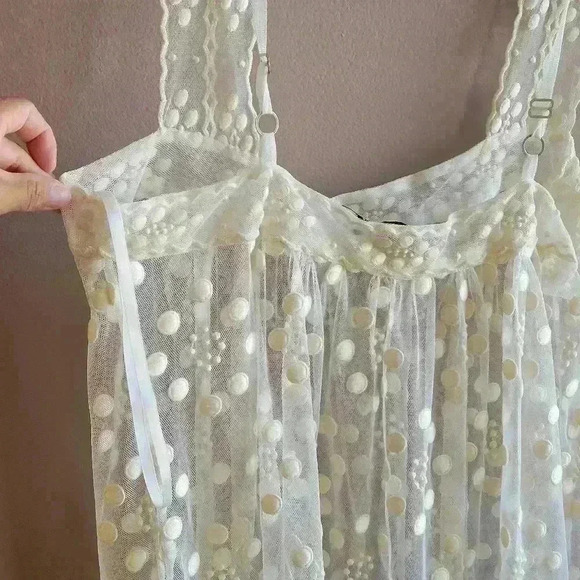 BRAND NEW BCBG Women's Sheer Lace Camisole Small Cream Adjustable Stretchy Fresh - Picture 10 of 12